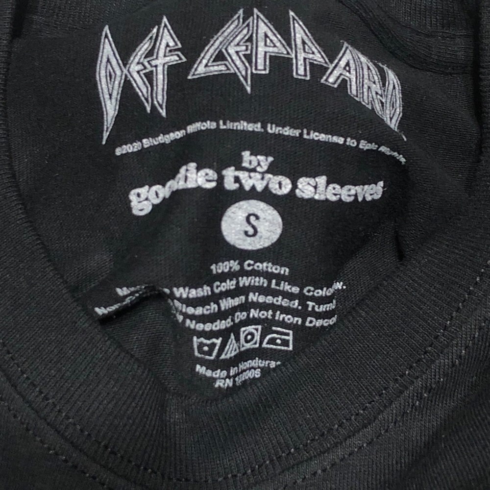 NEW Def Leppard Love bites in Black Size Small New - Picture 4 of 4